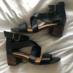 Steve Madden Black Sandals with Gold Buckel